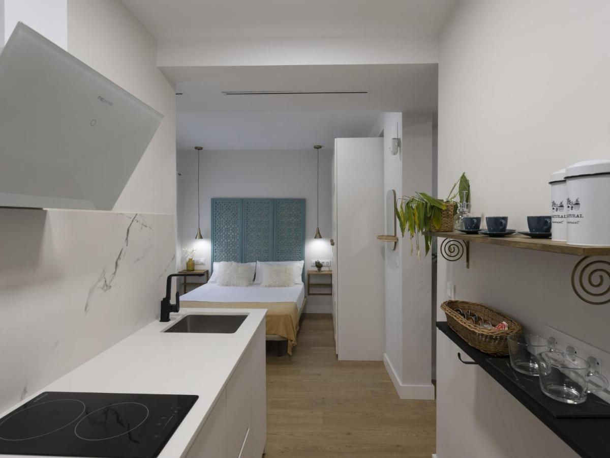 Beautiful Blue Triana Apartment Seville Ngoại thất bức ảnh